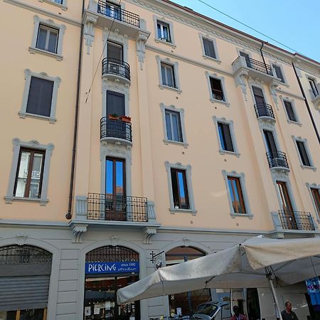 Da Rosa E Pier - Charming Central Apartment Milano Ngoại thất bức ảnh