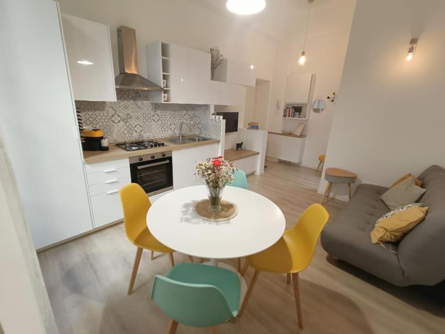 Da Rosa E Pier - Charming Central Apartment Milano Ngoại thất bức ảnh