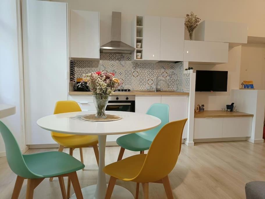 Da Rosa E Pier - Charming Central Apartment Milano Ngoại thất bức ảnh